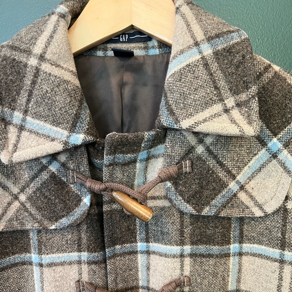 Gap Toggle Plaid Coat - Picture 2 of 9